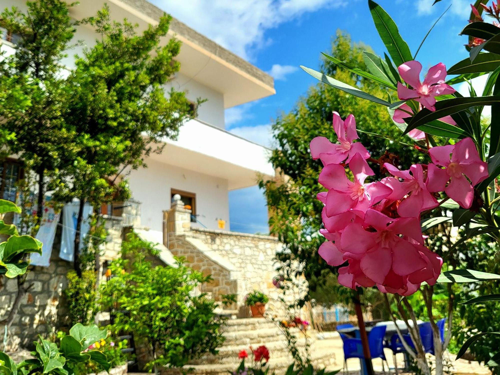 Handmade Stone Villa Ksamil Bagian luar foto