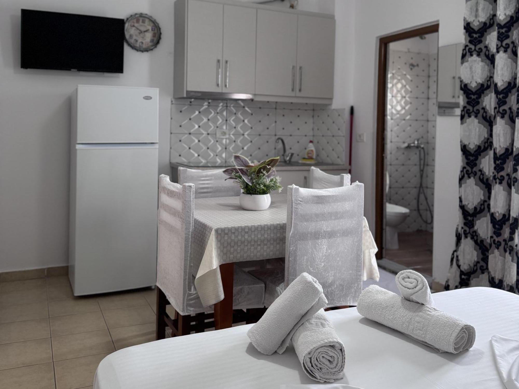 Handmade Stone Villa Ksamil Bagian luar foto